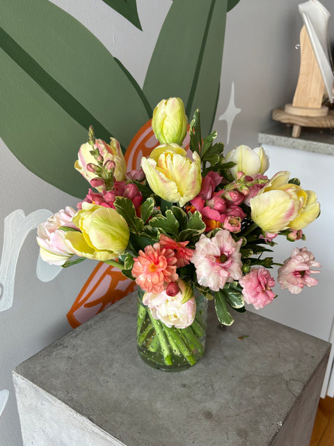 Mothers Day Arrangements